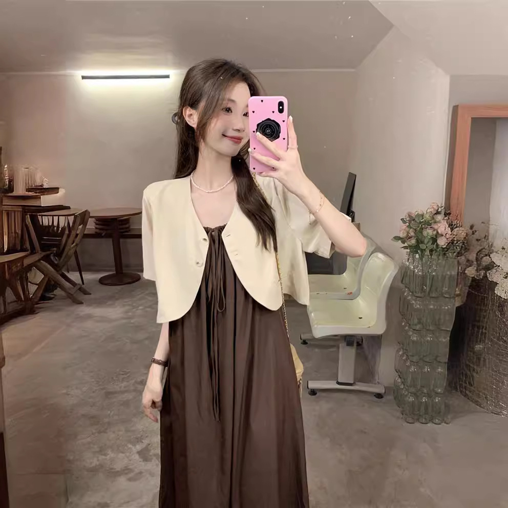 实拍韩系chic套装百搭短款西装外套内搭吊带连衣裙子两件套62177