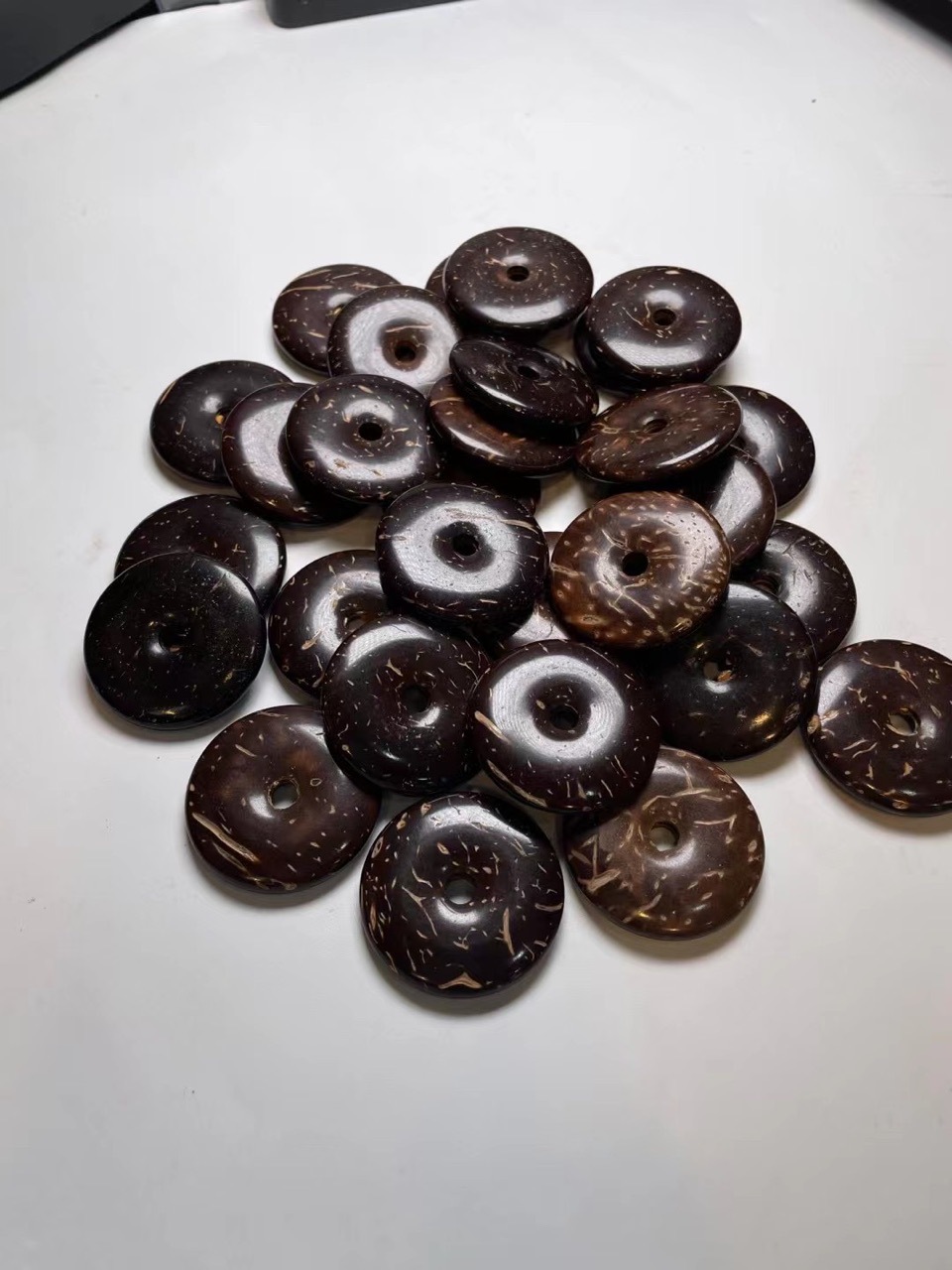 天然椰壳手工平安扣印尼老料泥鳅背佛珠背云吊坠diy星月菩提配饰