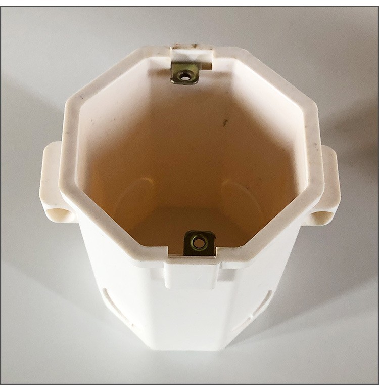 厂家直供批发10公分2.5加厚接线盒穿筋预埋八角盒接线暗盒开关盒