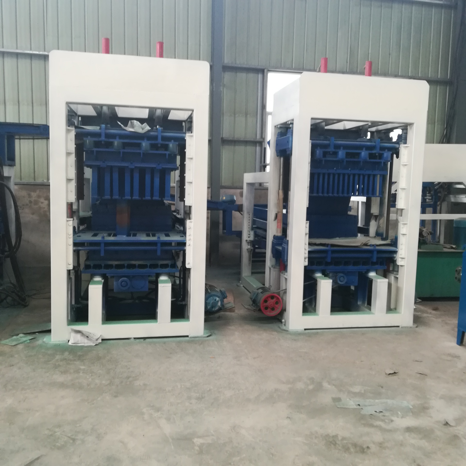 供应建筑垃圾制砖机免烧砖机 液压免烧砖机 大中小型水泥免烧砖机