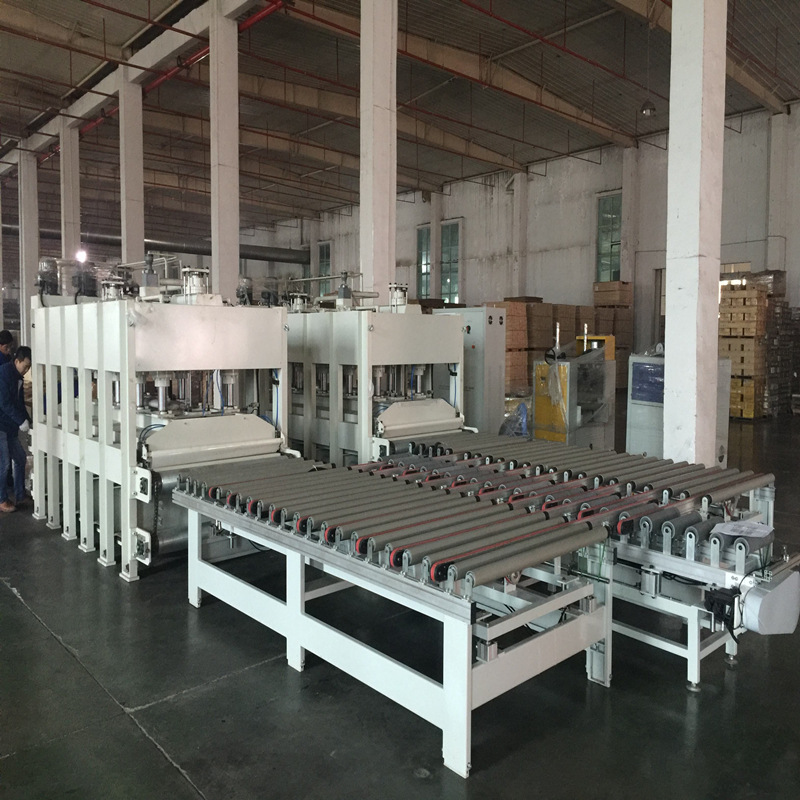 山西铝蜂窝板双层热压贴面机图片 大板平贴机 贴面机提供销售