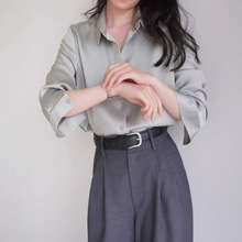 LOST AND FUOND灰调豆绿竖纹丝缎哑光暗纹长袖衬衫高级通勤质感女