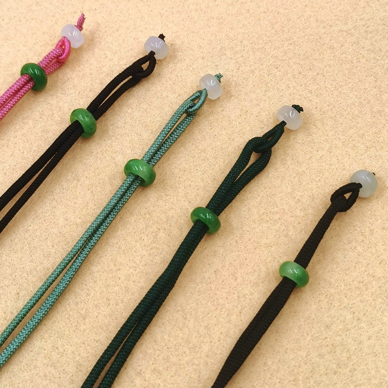 吊绳处理工艺镶嵌材质玻璃/琉璃种类绳带产品编号s26商品属性商品属性