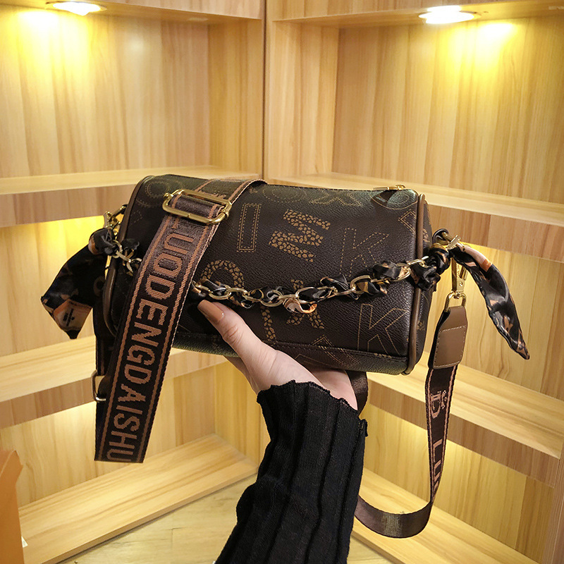 Trendy Pillow Bag Shoulder Bag Crossbody Bag Handbag Travelling Bag Bag Fashion Hand Bag Women Bag Syorage Box