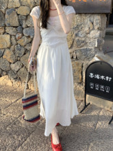 法式白色立体花朵方领吊带连衣裙女夏季蝴蝶结设计感海边度假长裙