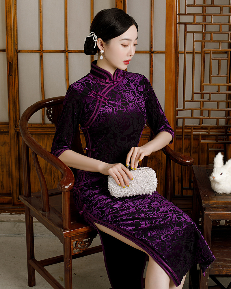 珍爱一生 2021秋季新款雪尼尔提花长款七分袖双层侧八扣旗袍裙