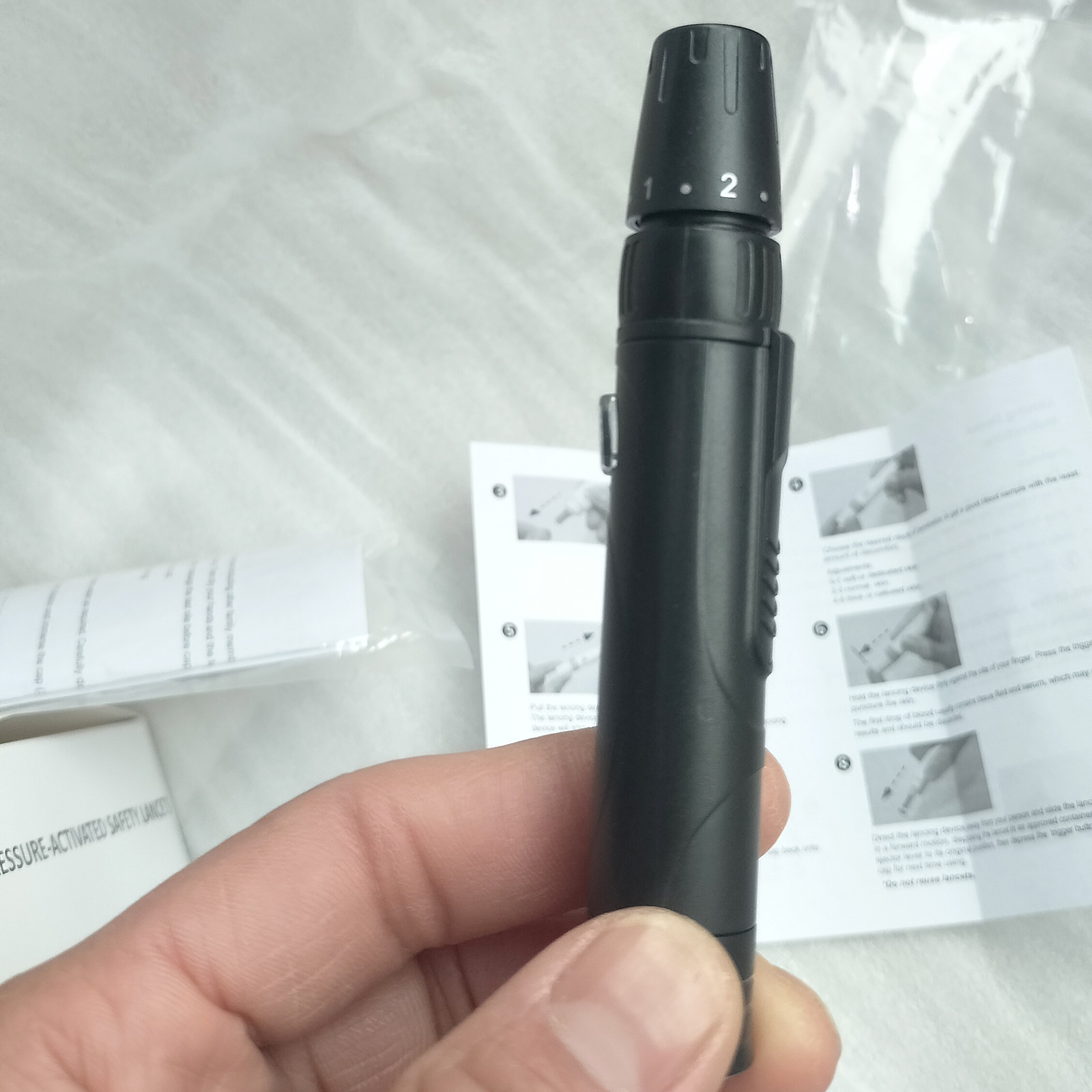 出口采血笔5档可调指尖采血笔批发 好用血糖仪胆固醇采血笔全英文