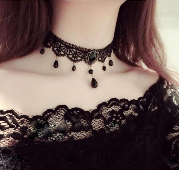 Hot Selling Popular Retro Court Gothic Personality Characteristic Multi-Layer Crystal Lace Necklace Choker Clavicle Chain