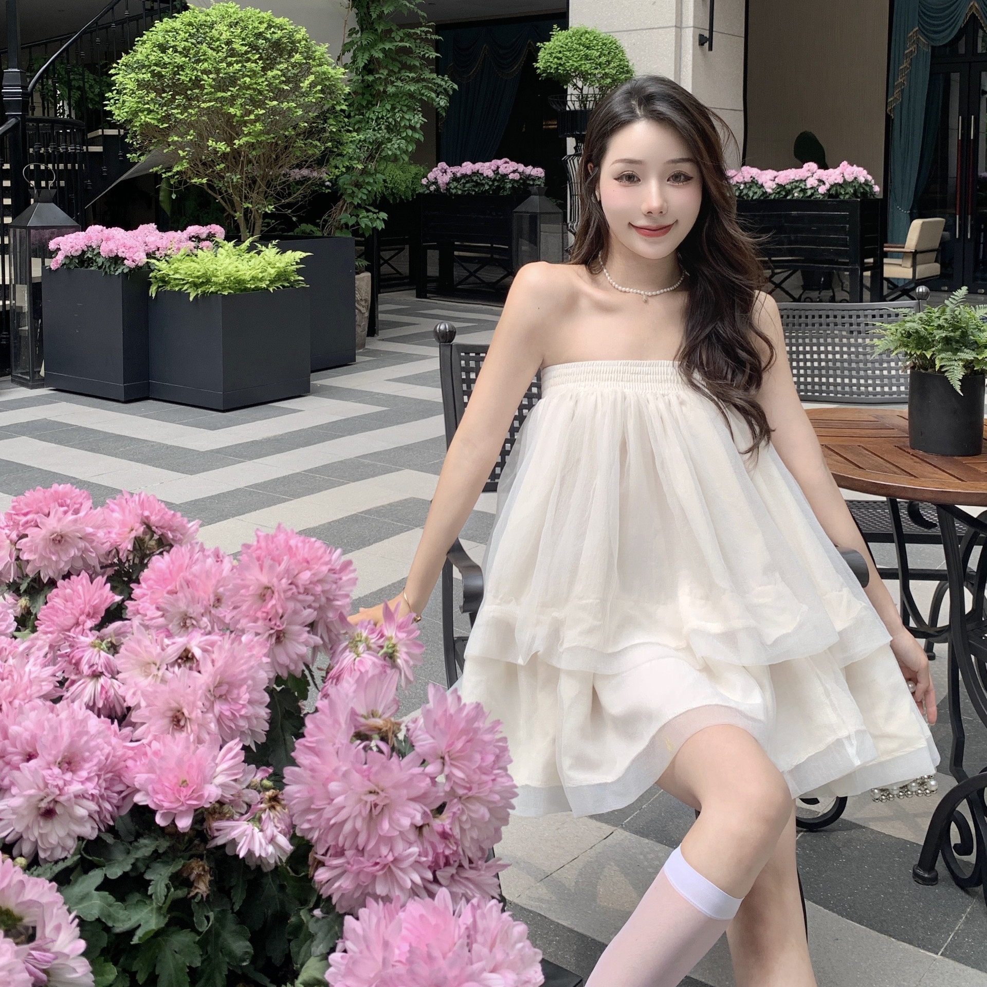 三亚度假奶酪抹胸裙超仙温柔连衣裙女夏季a字蓬蓬蛋糕裙