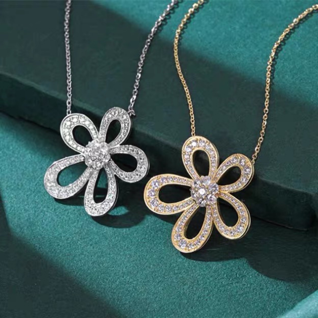 太阳花项链女925纯银镀18k五花瓣满钻大花朵明星锁骨链山茶花吊坠