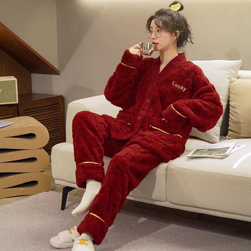 pajamas women‘s autumn and winter style winter coral fleece thickened with flannel homewear winter bright red birth year