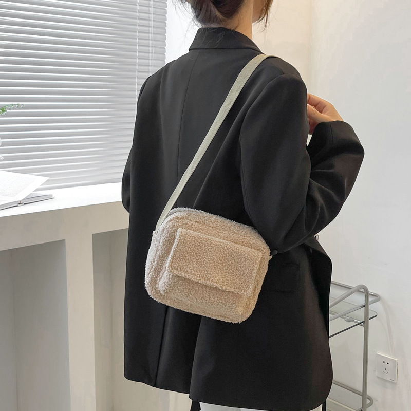 Bag Women's Bag New 2021 Autumn and Winter Lamb Wool Bag Fashion Ins Small Square Bag with Lid Simple Shoulder Messenger Bag