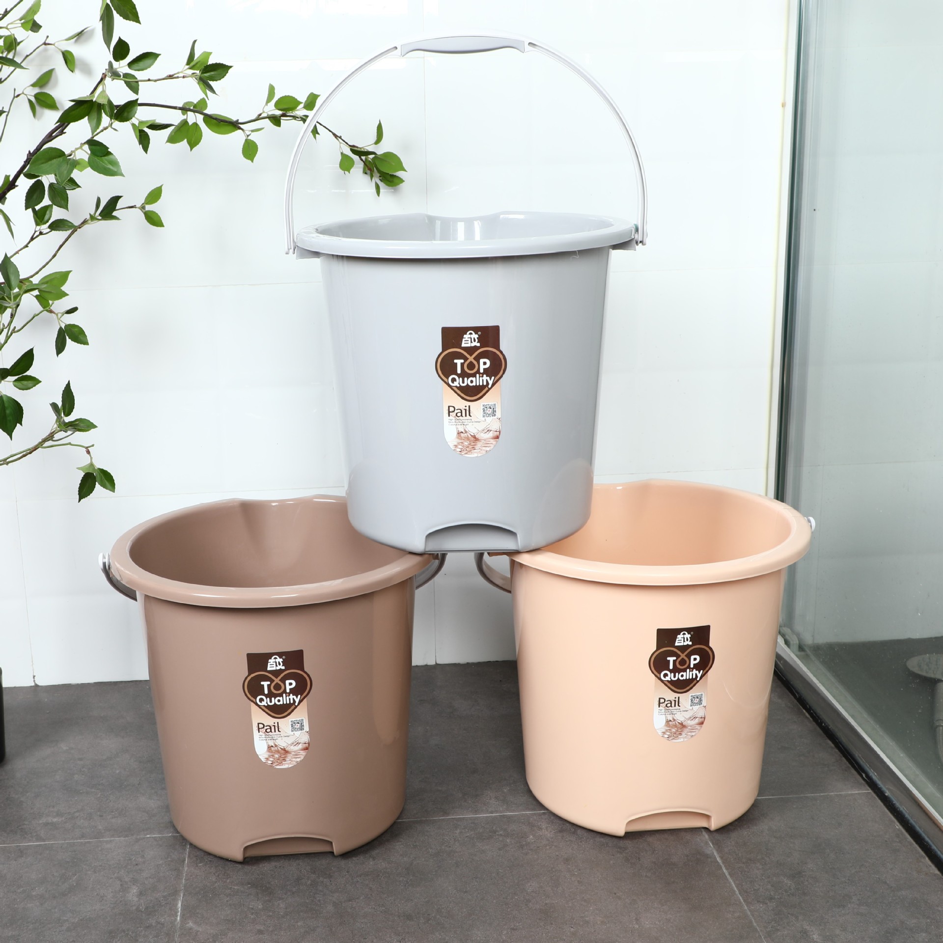 带嘴大水桶家用手提塑料大号学生宿舍加厚养鱼储水桶洗澡洗衣服桶