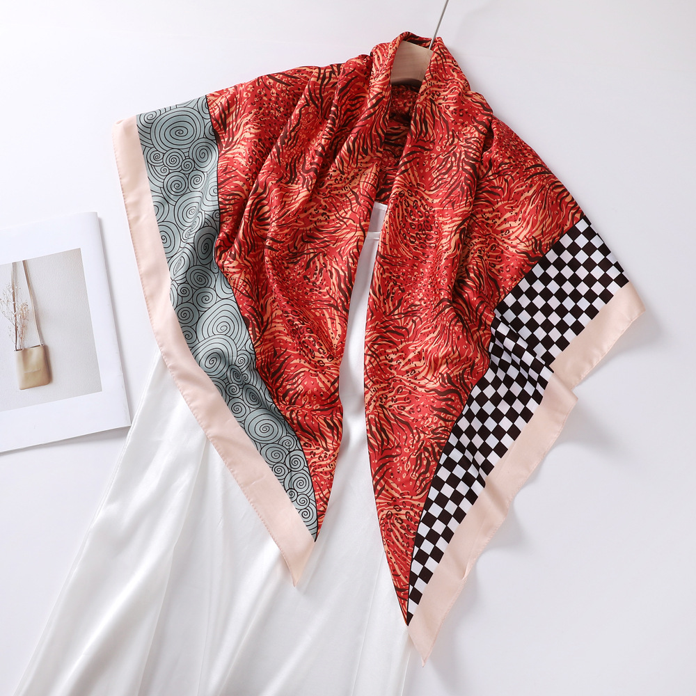 110 Twill Square Scarf Plant Flower Emulation Silk Scarf 2021 Vintage Printing Decoration Ethnic Scarf for Women Wholesale