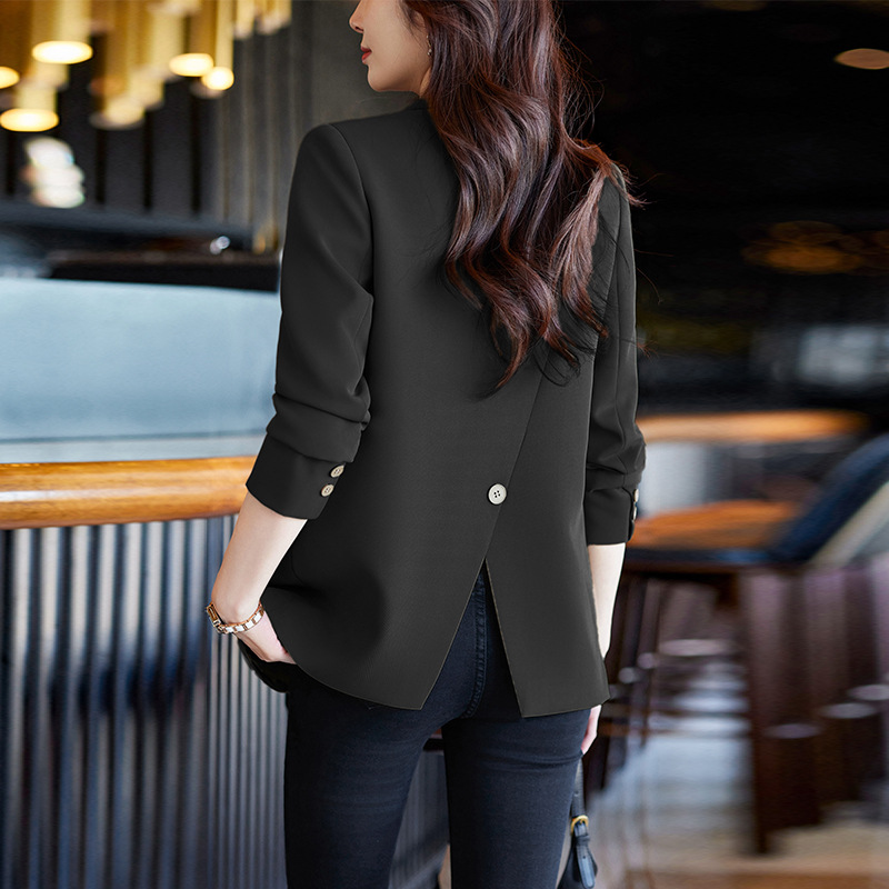 黑色西装外套女2024新款春秋韩版休闲气质今年流行炸街西服小个子