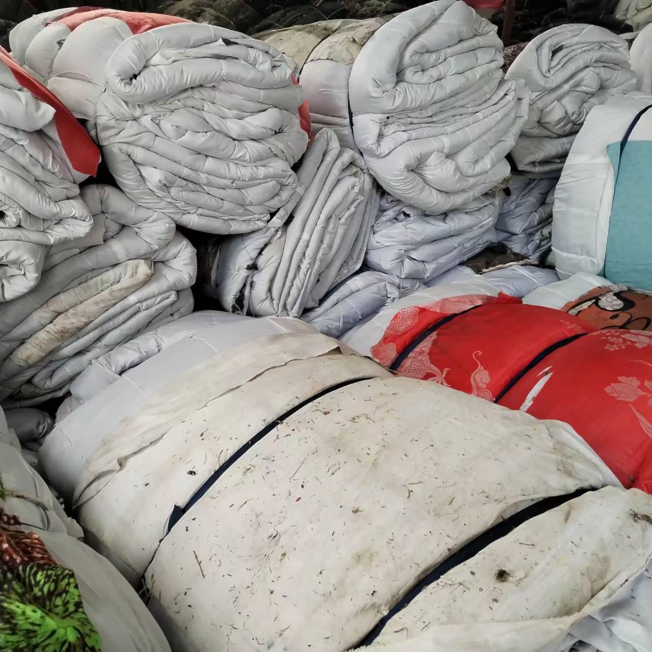 新疆供建筑道路桥梁混凝土保温被 3*5规格齐全防雨水加厚工程棉被