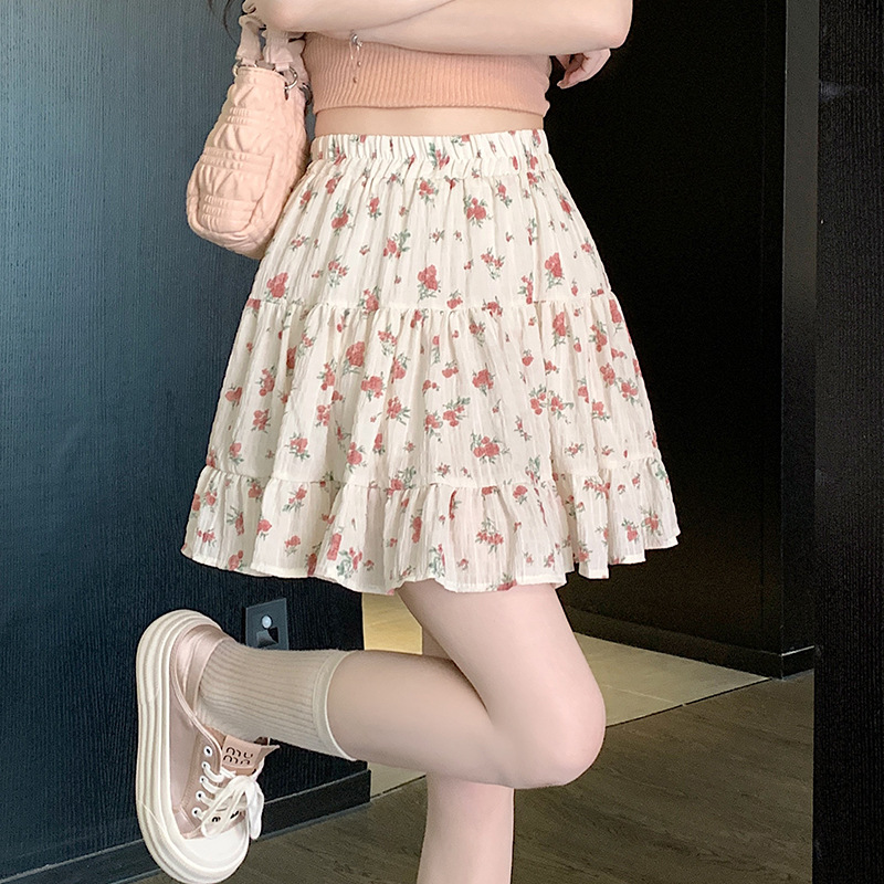 甜美清新法式拼接碎花裙子女2024新款夏装休闲雪纺裙显瘦蓬蓬短裙