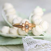 日系青山限定款天然月光玛瑙堇青石简约精致花朵造型纯银戒指耳环