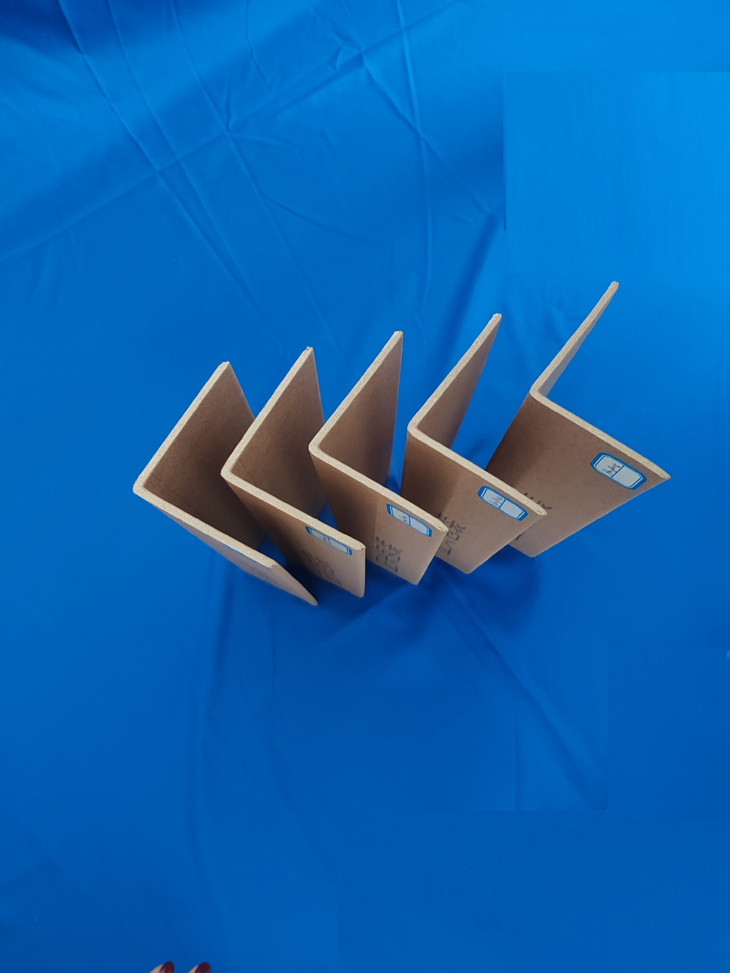 西安纸护角厂家家具相框瓷砖专用加厚防撞护角条