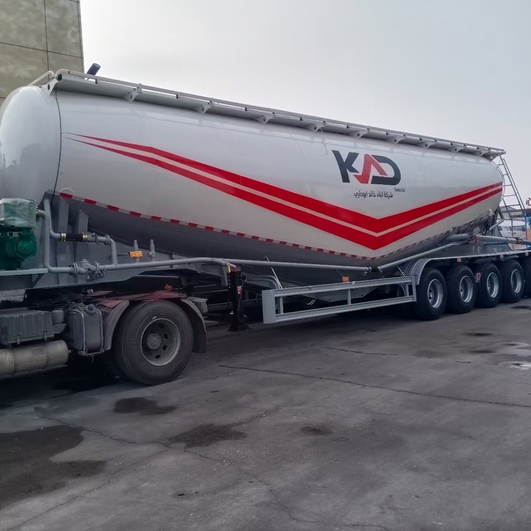 散装物料运输半挂车厂家配置 散装水泥打灰罐车 卸料快速不剩料