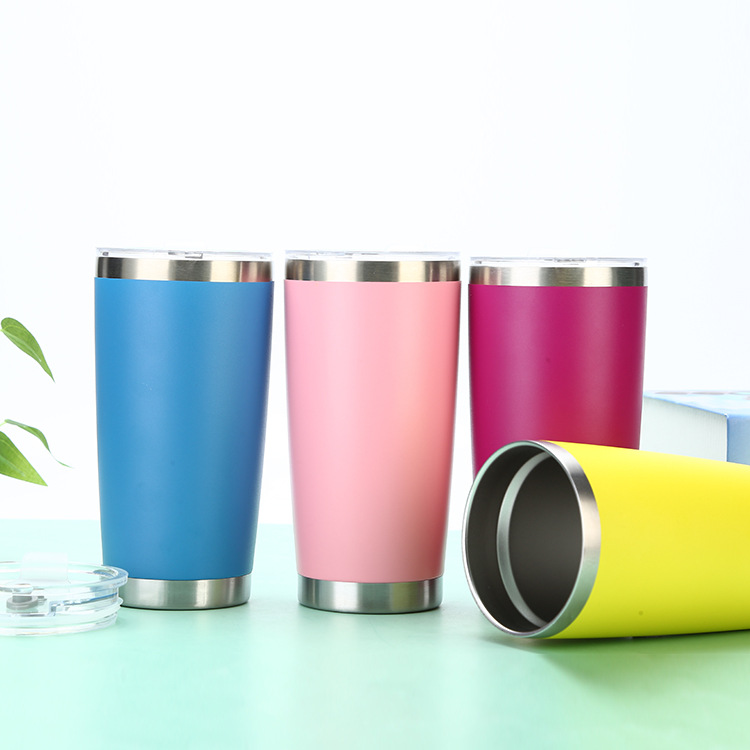 Cross-Border 20Oz Plastic Spraying Cup Heat and Cold Insulation Large Ice Cup Portable Solid Color Car Water Cup Wholesale