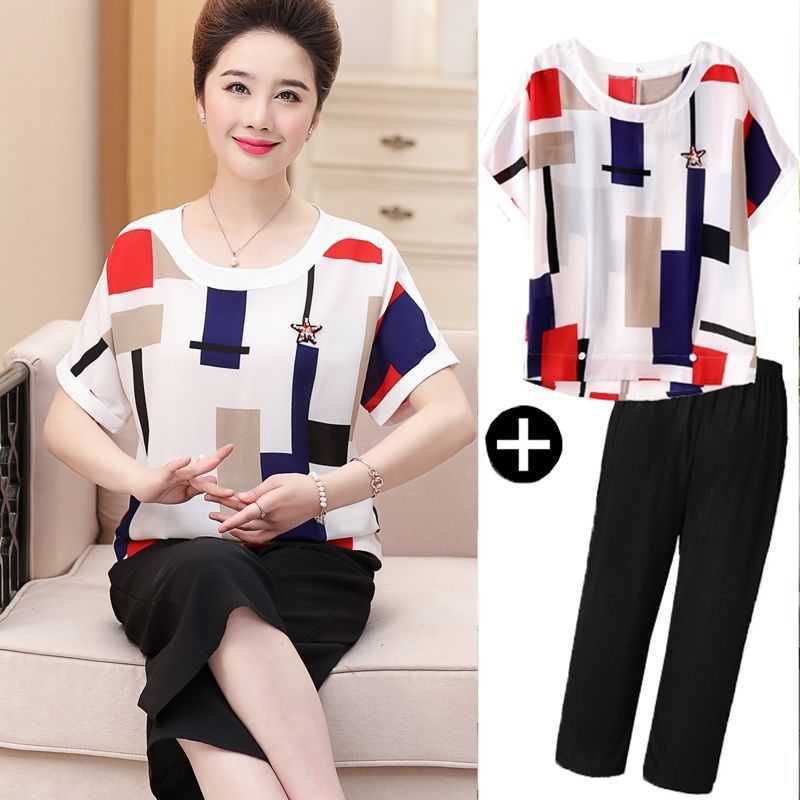 雅轩服装商行3年相似中年妈妈装春夏季长袖纯色t恤中老年女装韩版宽松