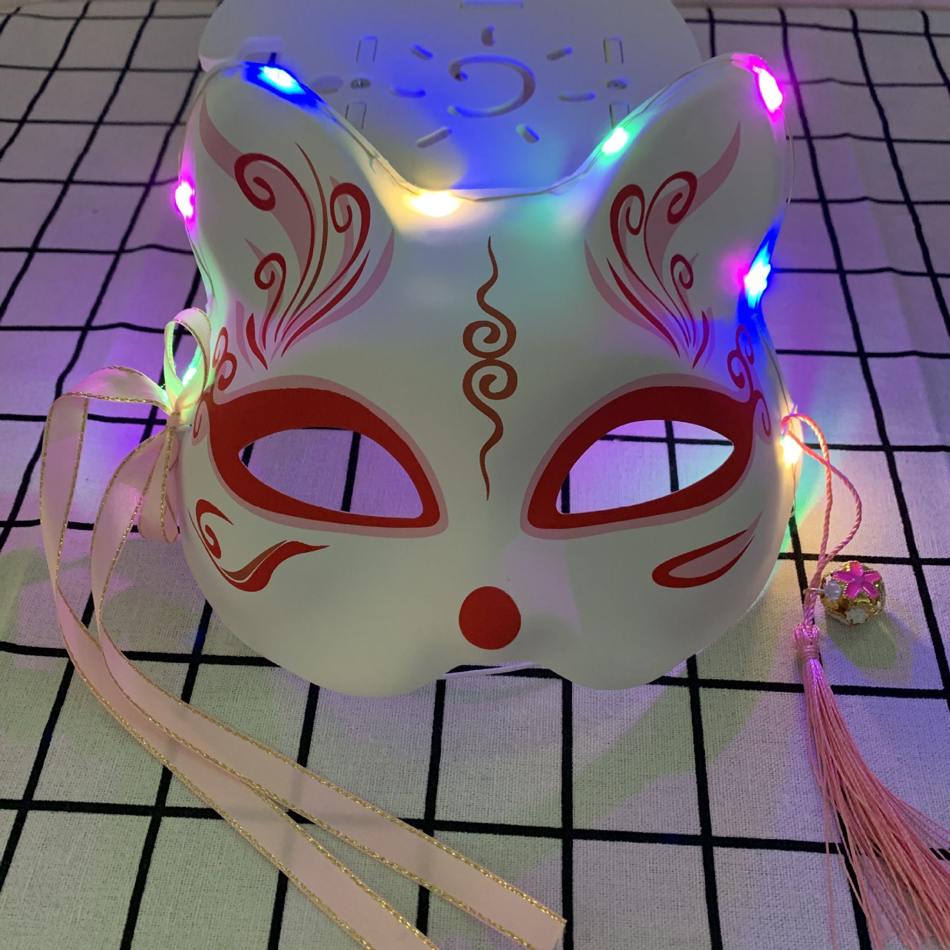 新款发光半脸猫和风狐狸面具抖音网红同款带灯光猫脸面具地摊景区