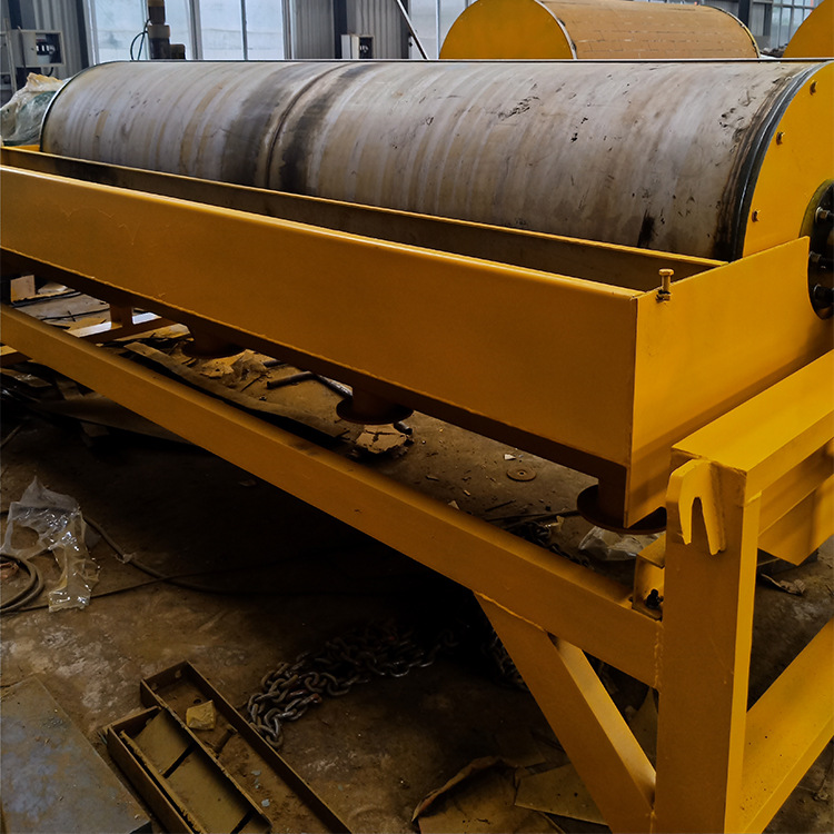 永磁式滚筒磁选机