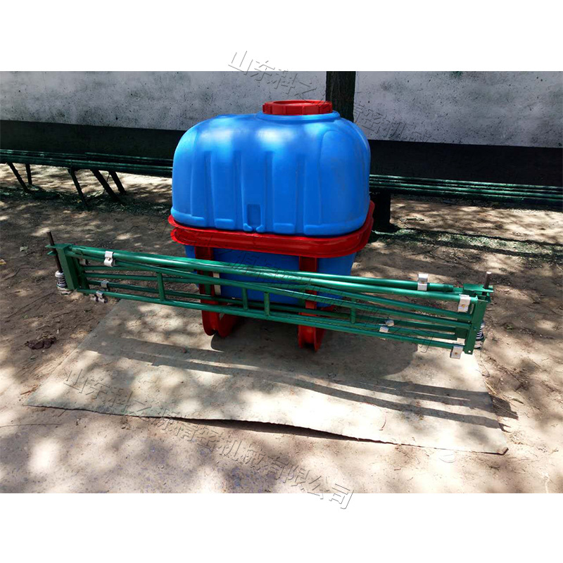 后挂式悬挂式喷药机 人工折叠喷杆打药机 20马力车载式打药机