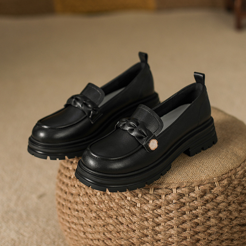 一脚蹬懒人软皮单鞋女生工作穿春秋四季女鞋百搭厚底学院风小皮鞋-阿