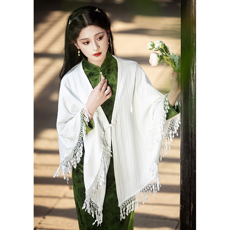 复古民国风《见雪》披肩搭配旗袍的针织流苏外搭四季穿改良开衫女