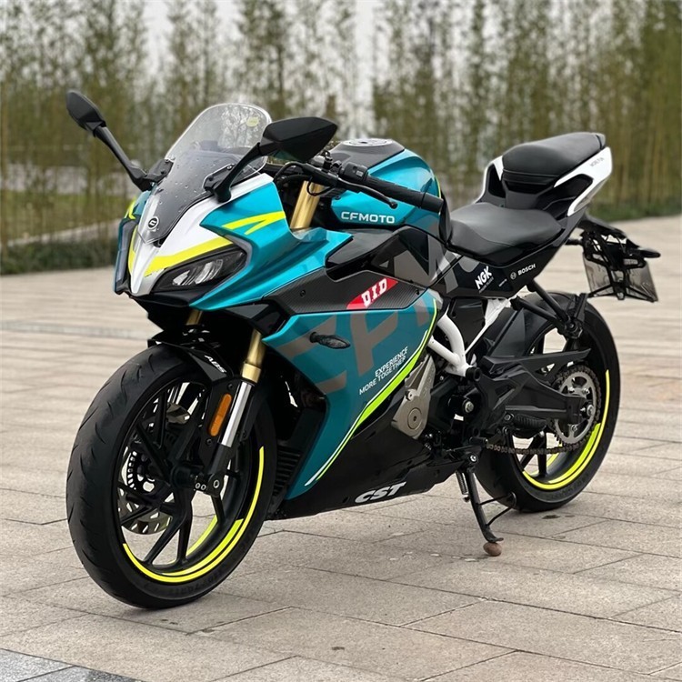 春风sr250cc跑车nk250电喷水冷街车st狒狒nk150重机车趴赛摩托车