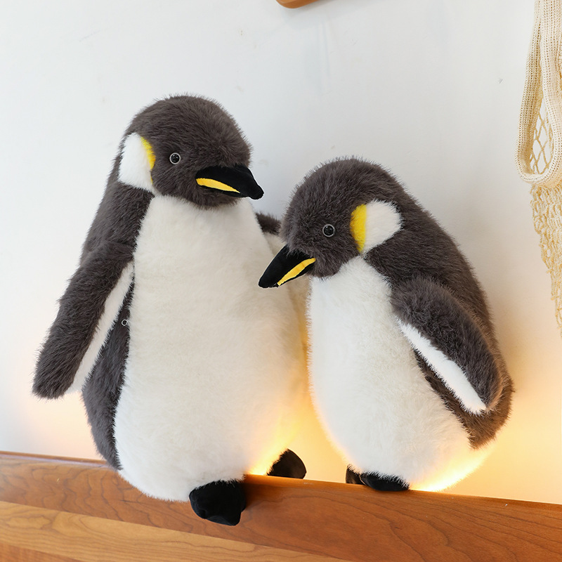 cartoon penguin pillow large plush toy cute penguin baby‘s doll birthday gift simulation doll