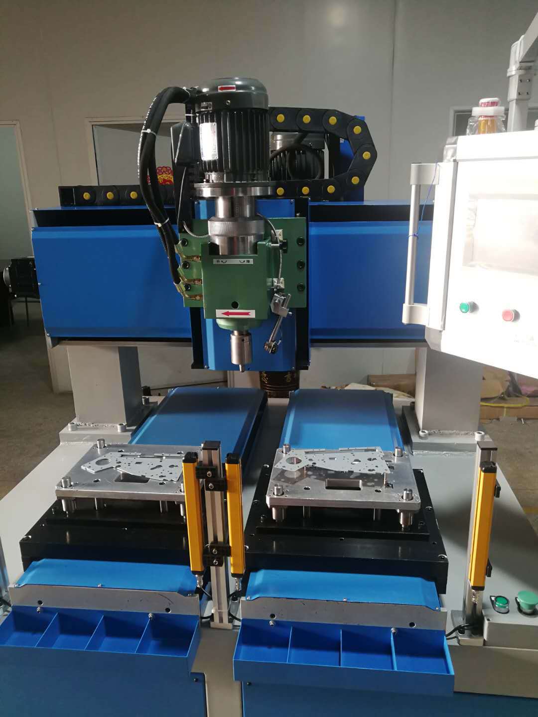数控铆钉机全自动铆钉机一机多用多功能可定制非标铆钉机