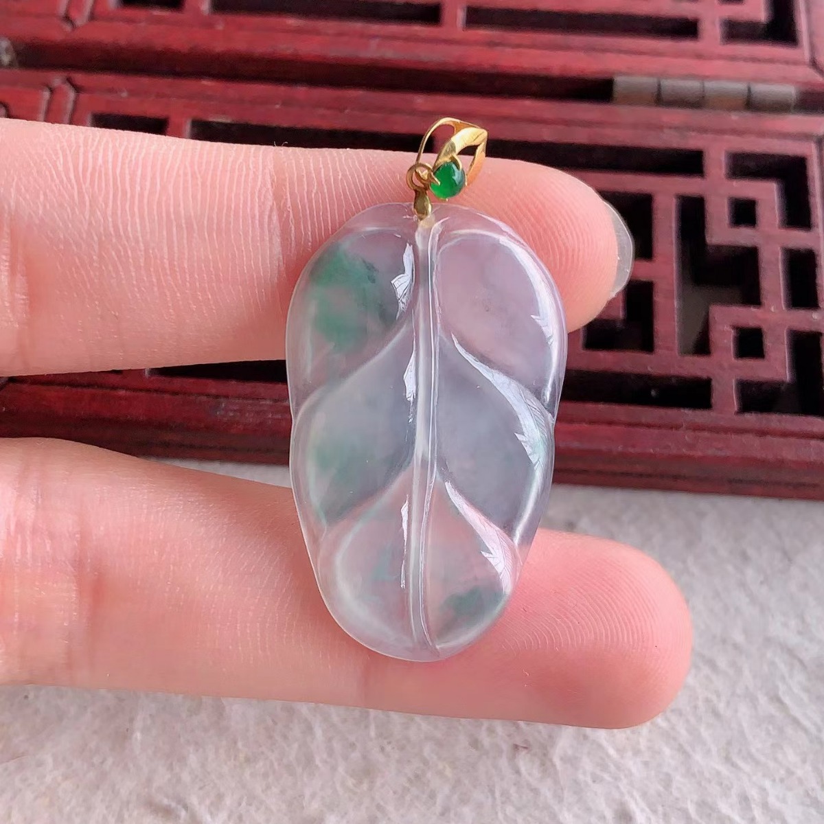 缅甸天然a货翡翠老坑18k冰种飘花金枝玉叶吊坠30×18×2.5mm2.