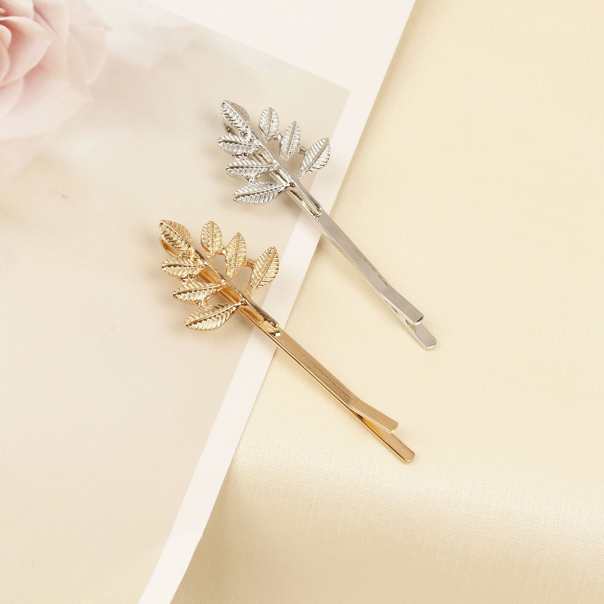 新款树叶发夹 唯美枫叶一字夹边夹 欧美风外贸女生发饰批发