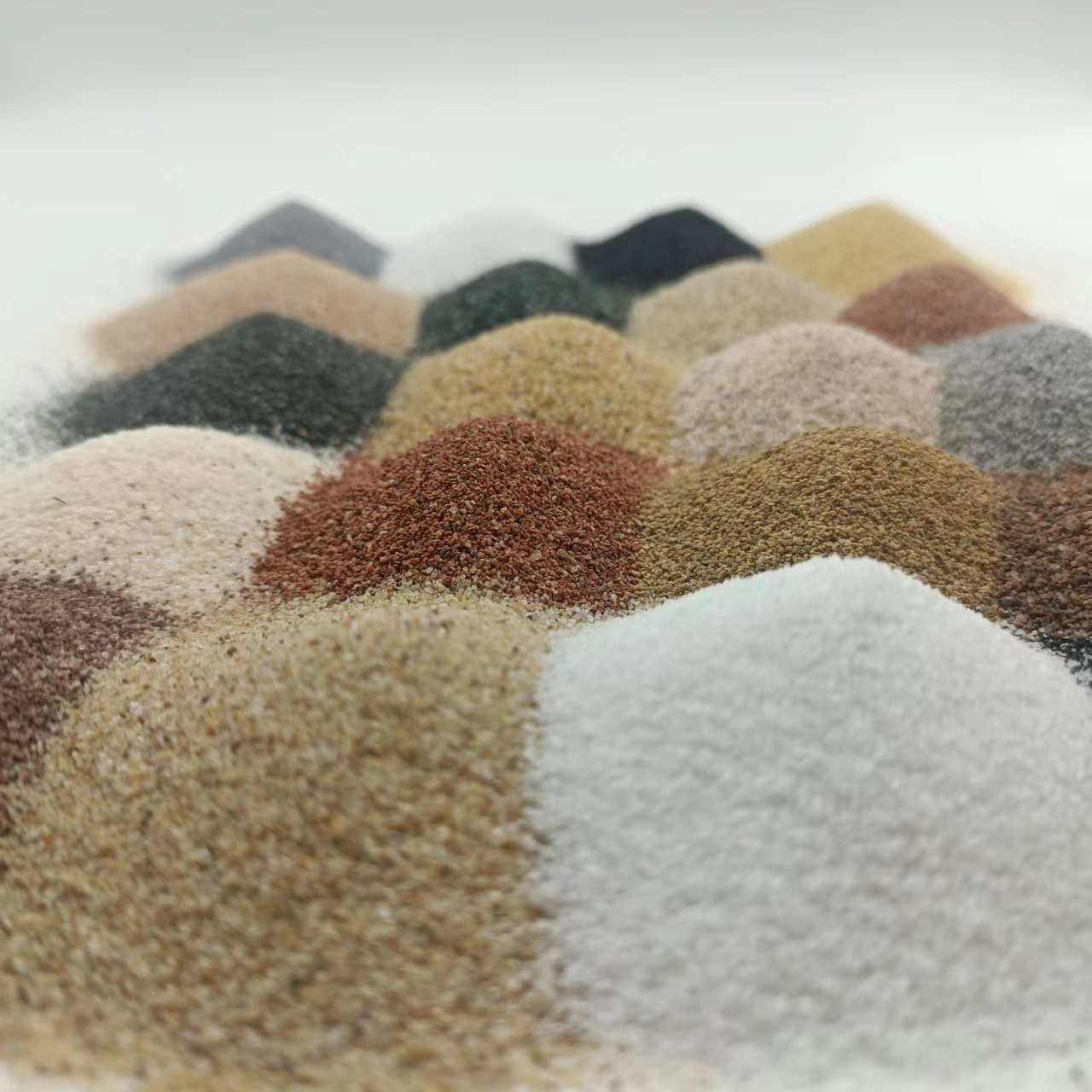 灵寿县天然彩砂厂中国黑中国红金黄樱桃红肝红雪花白鸡血红菊花黄