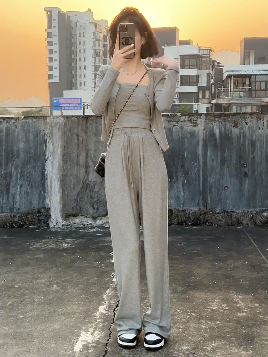 初秋新款女装茶系穿搭一整套针织开衫休闲阔腿裤减龄遮肉三件套装
