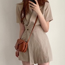 韩国chic夏季新款设计感小众西装领连衣裙一粒扣短款百褶裙裤女