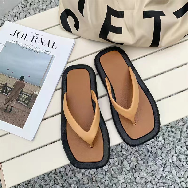 Internet Hot Girlish Flip Flops Women's Shoes Slippers Ins Non-Slip Seaside New Homehold Slippers Women's Outer Wear
