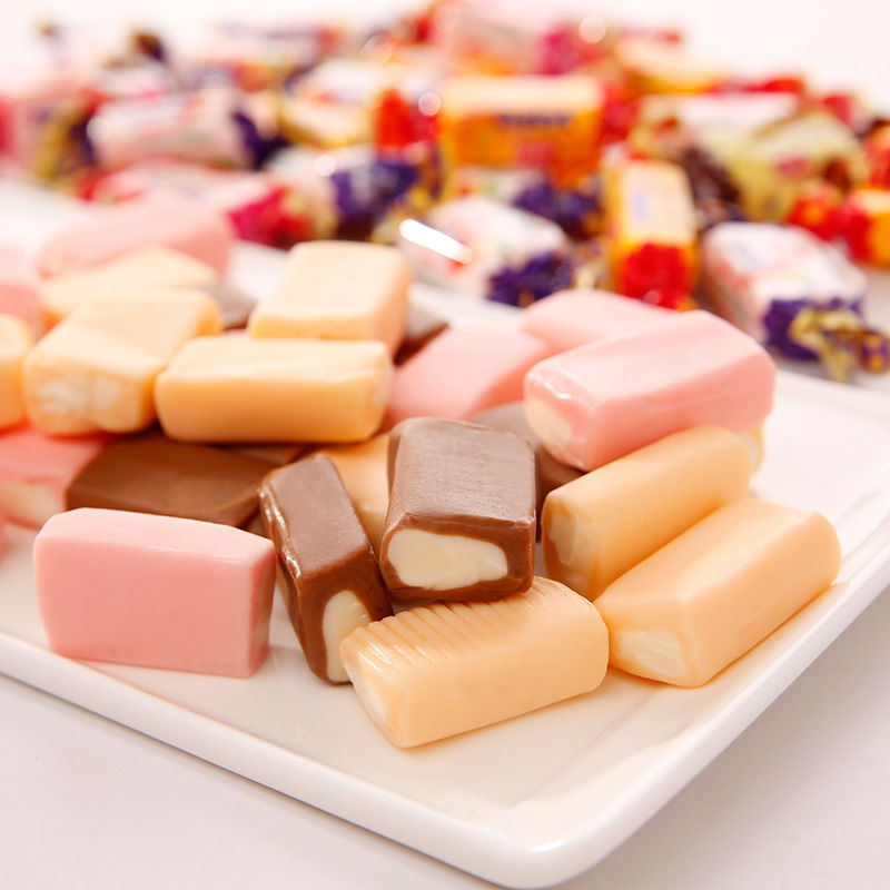 水果太妃糖水果牛奶糖混合口味500g散装休闲零食婚庆喜糖批发