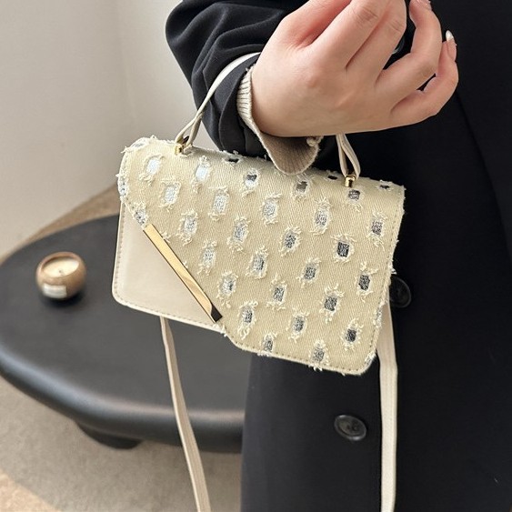 法式小众设计高级质感复古手提小包包女2024秋冬季新款斜挎小方包