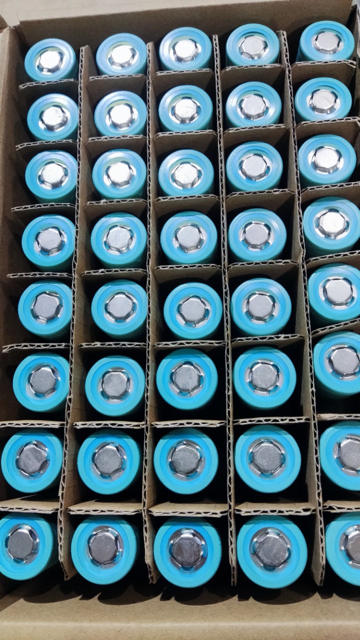 全新a品利维能26700铁锂4000毫安两轮,三轮电动车,割草机等专用