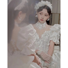 法式婚纱2022新款新娘高级感缎面质感在逃公主大拖尾重工奢华主纱
