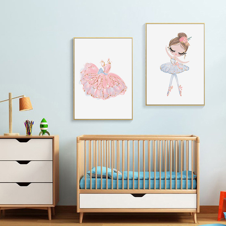 速卖通2021新款芭蕾舞女孩帆布画 卡通动漫水彩马 儿童房卧室挂画