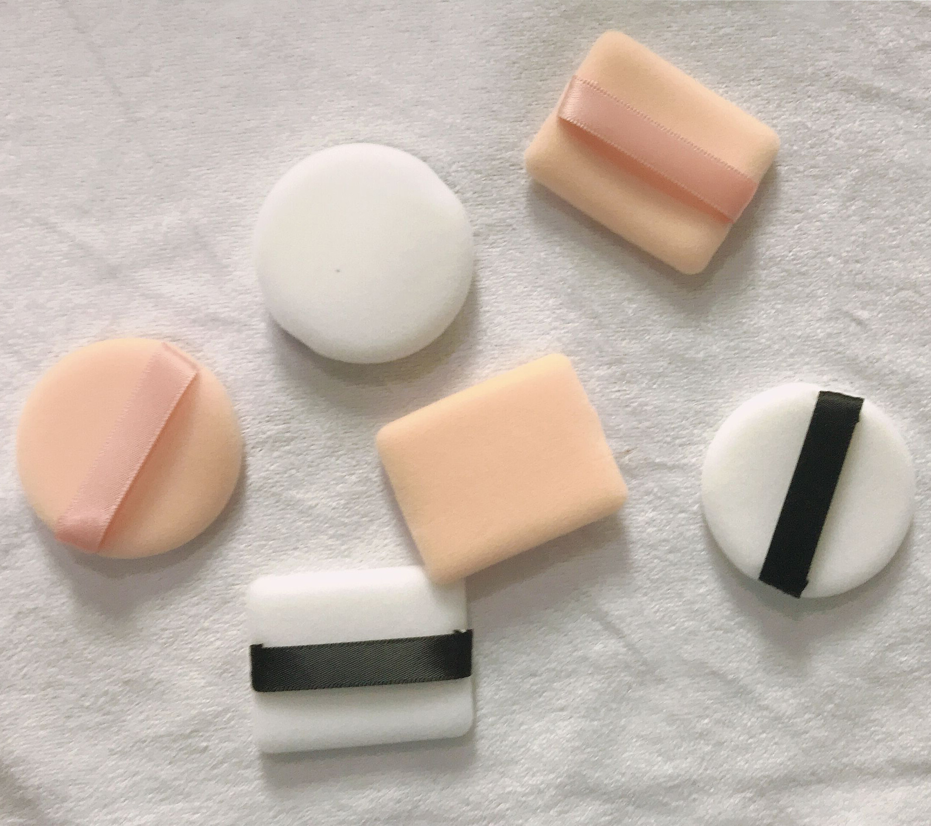 工厂直销植绒蜜粉扑高品质压缩高密度植绒现货加工定制散粉粉扑