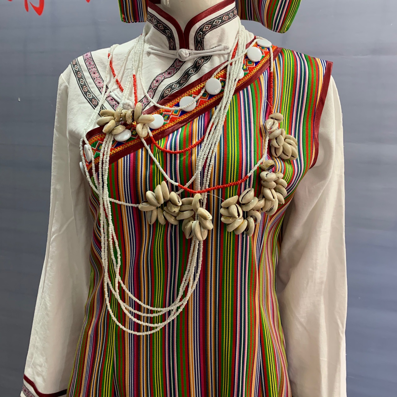 限婧阳定制少数民族门巴族服装特色条纹民族风舞蹈演出服饰表演装