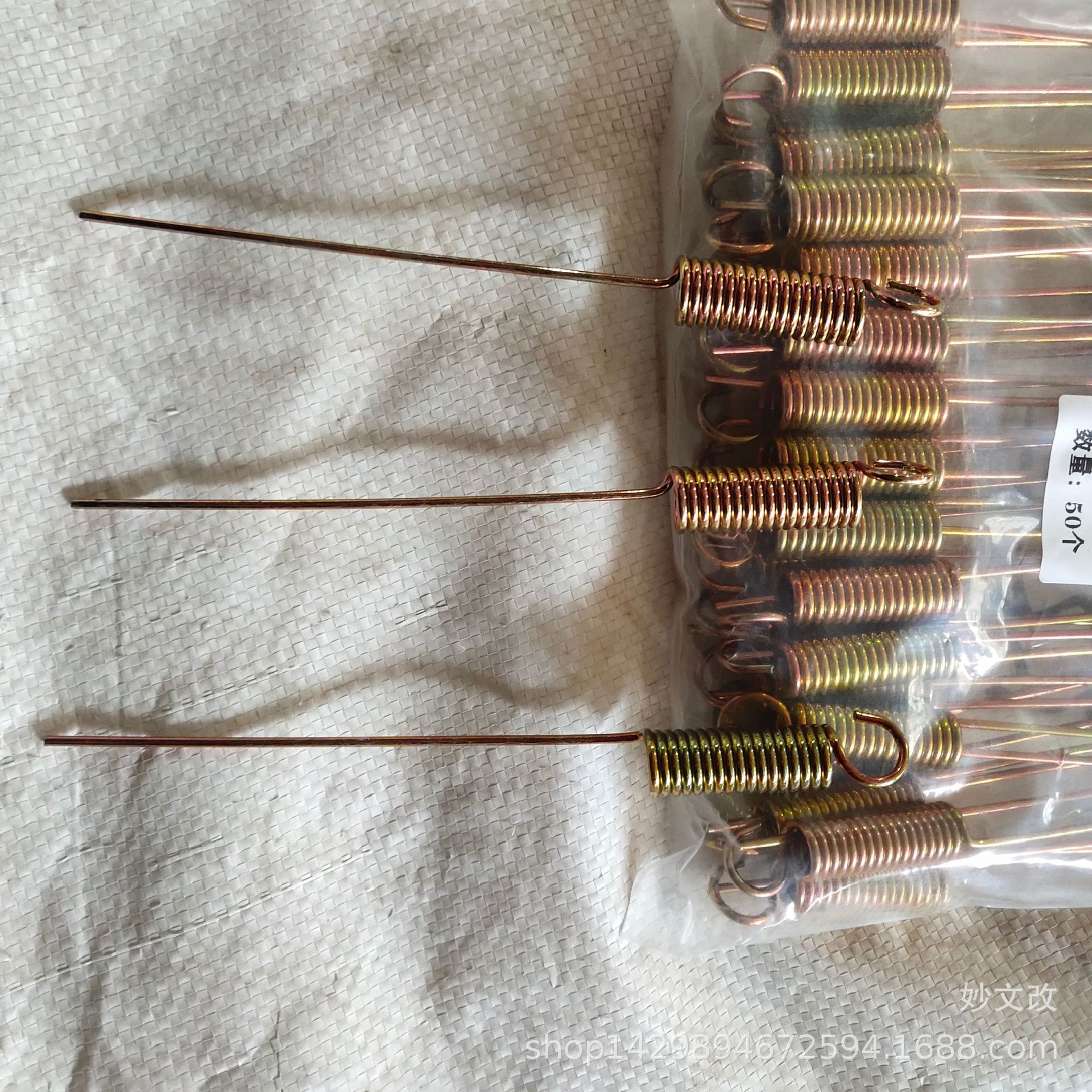 批电动车车梯弹簧偏支簧偏撑支撑弹簧踏板摩托车脚架大架支架弹簧
