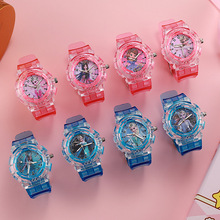 夏季新款儿童手表卡通动漫发光闪光电子表男表现货批发小礼物手表