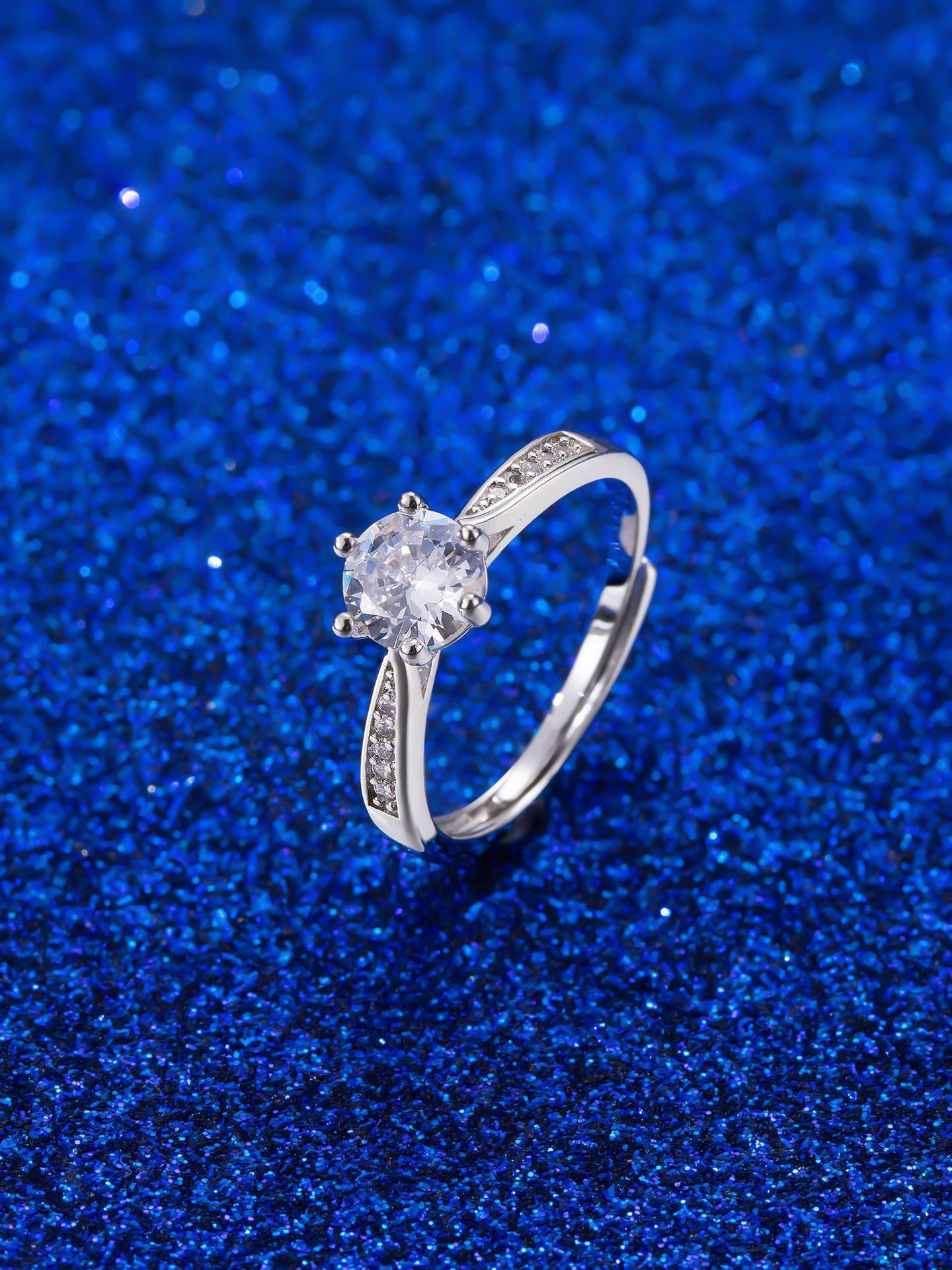 韩版时尚气质六爪微镶仿真钻戒开口戒指女一克拉经典款式指环饰品